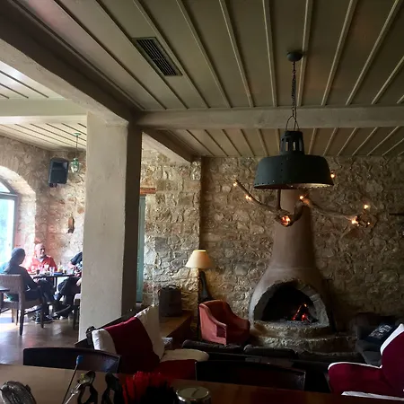 πρυτανείο Πολύδροσο